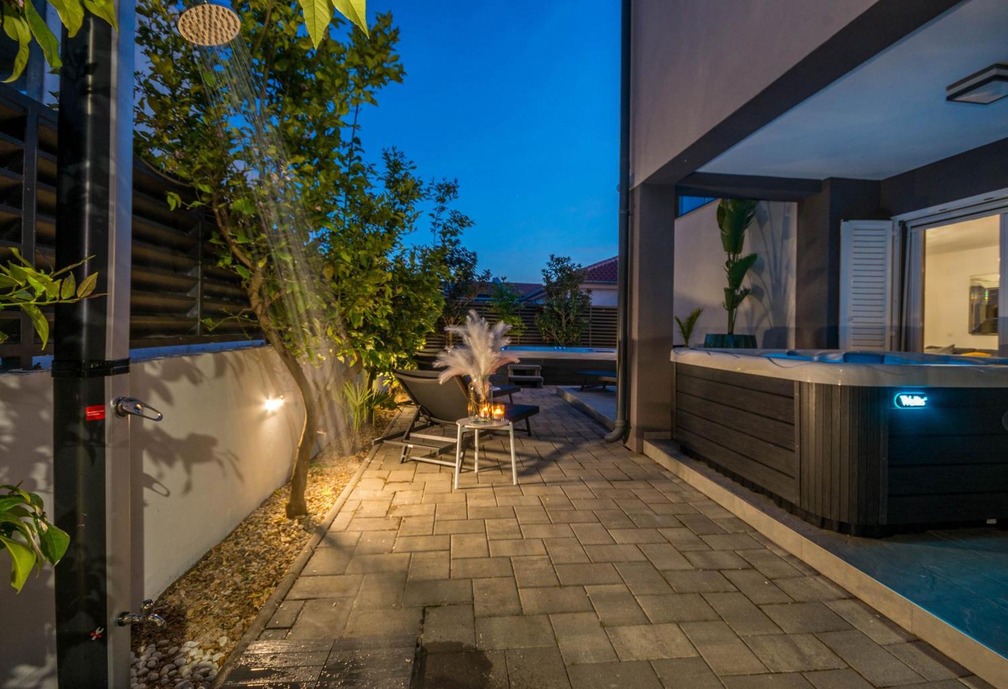 House With Pool Ledenko Apartment Biograd Na Moru Ngoại thất bức ảnh