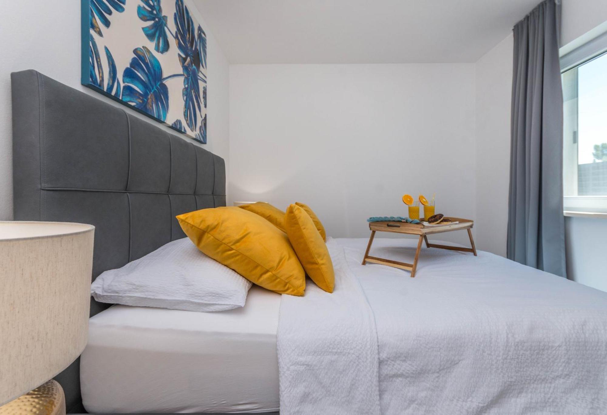 House With Pool Ledenko Apartment Biograd Na Moru Ngoại thất bức ảnh