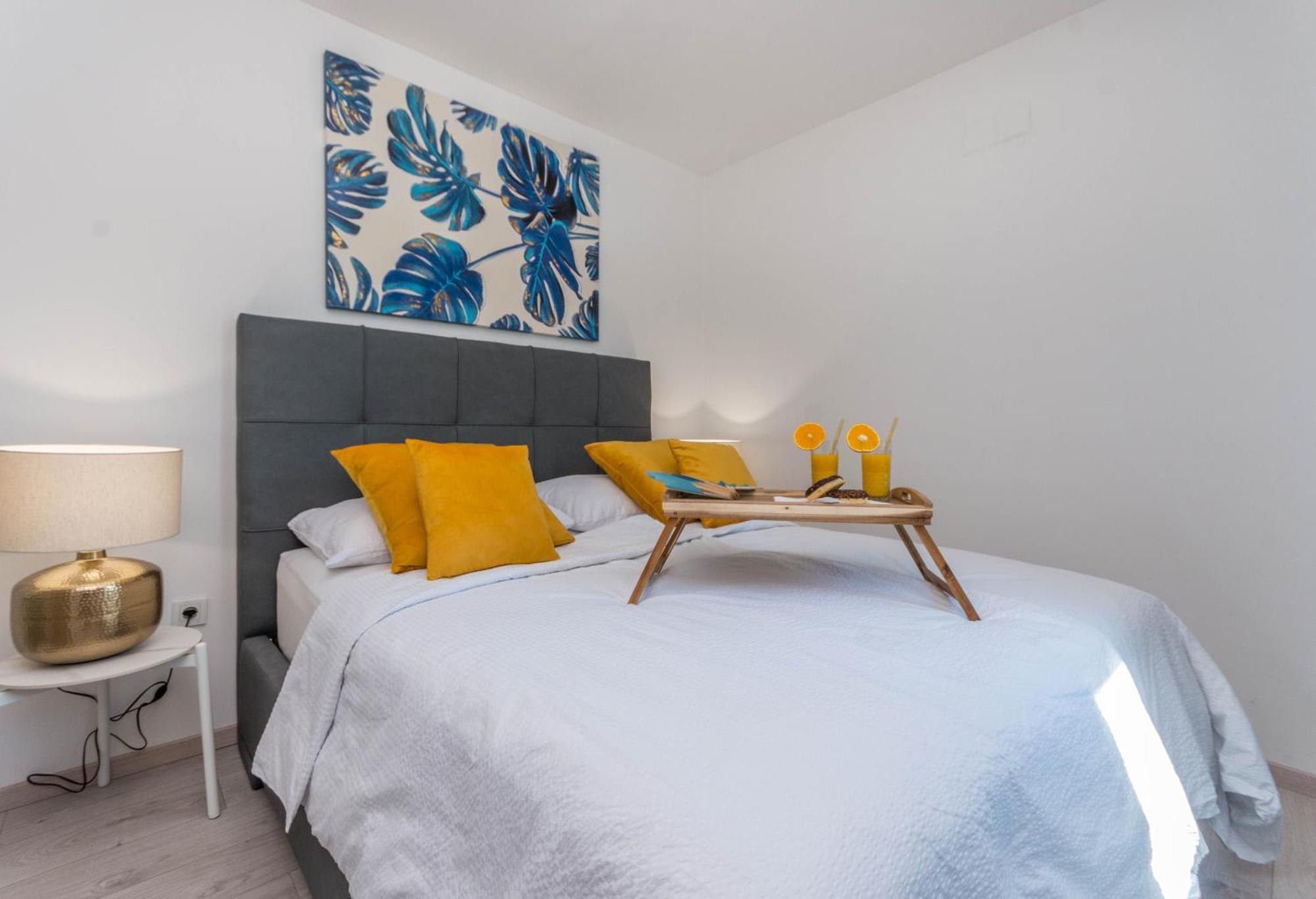 House With Pool Ledenko Apartment Biograd Na Moru Ngoại thất bức ảnh